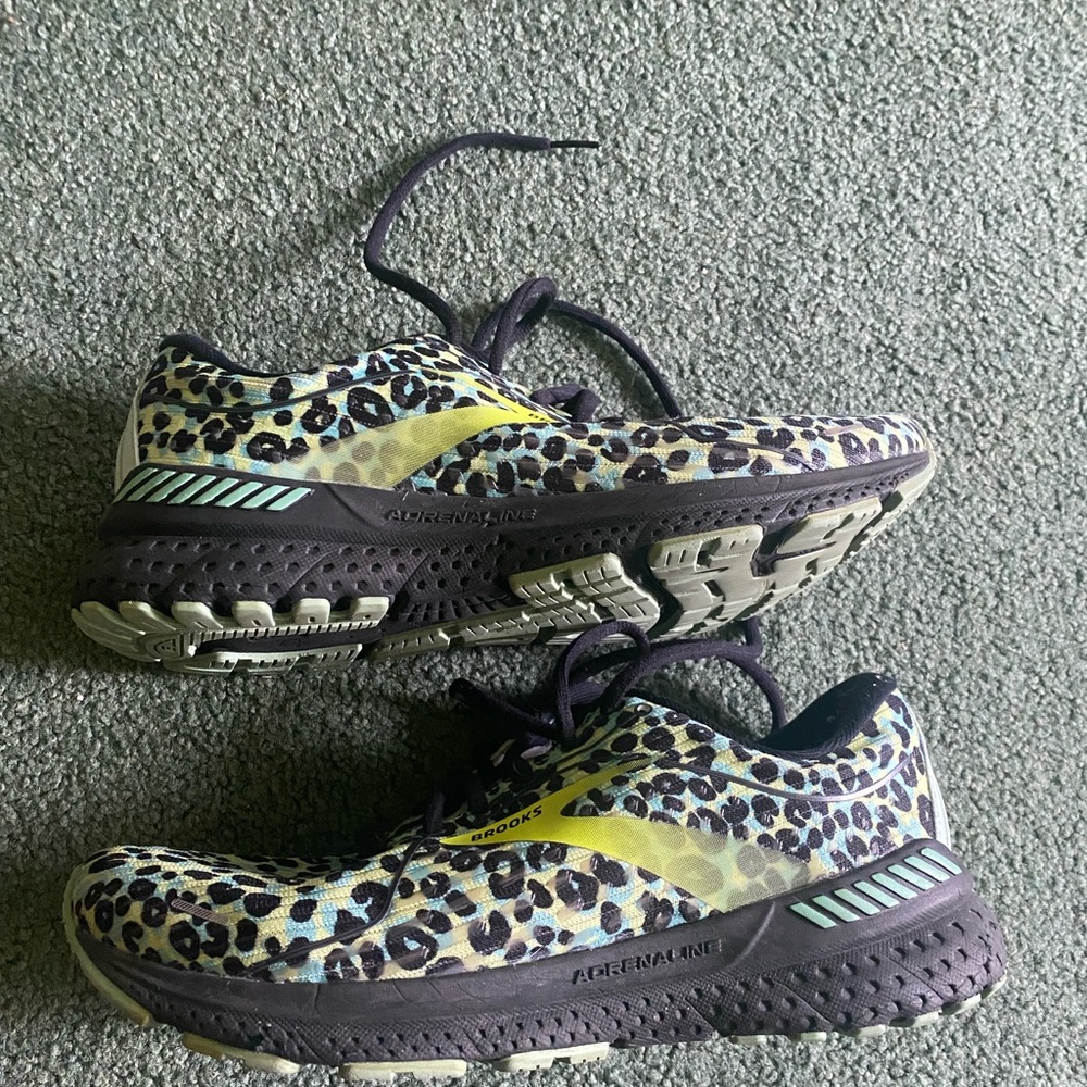 Brooks adrenaline running shoes